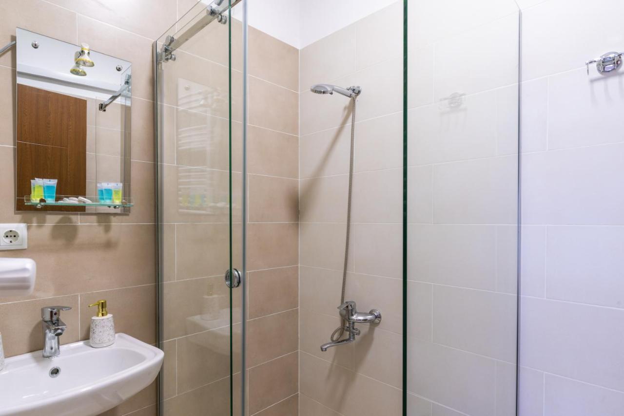 Hb Apartments Laghidze Tbilisi Esterno foto