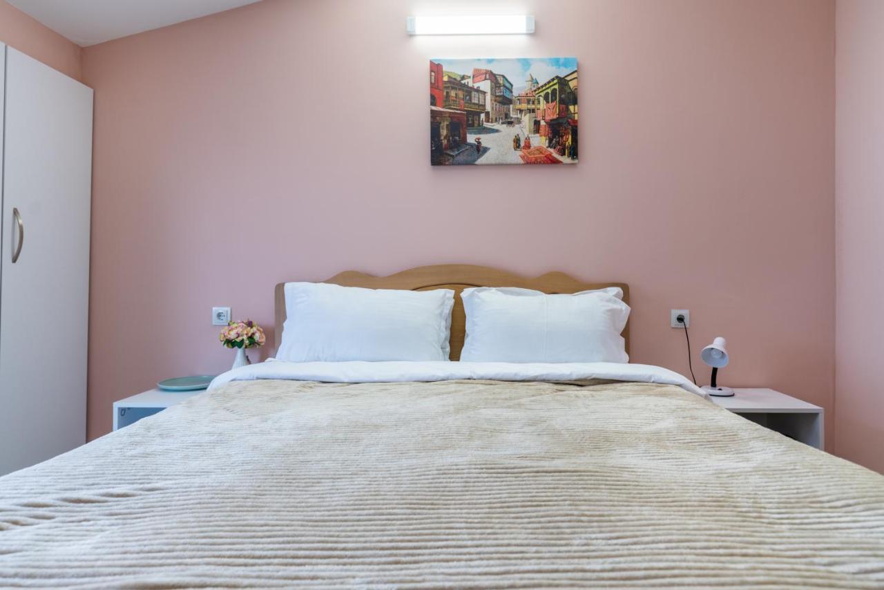Hb Apartments Laghidze Tbilisi Esterno foto