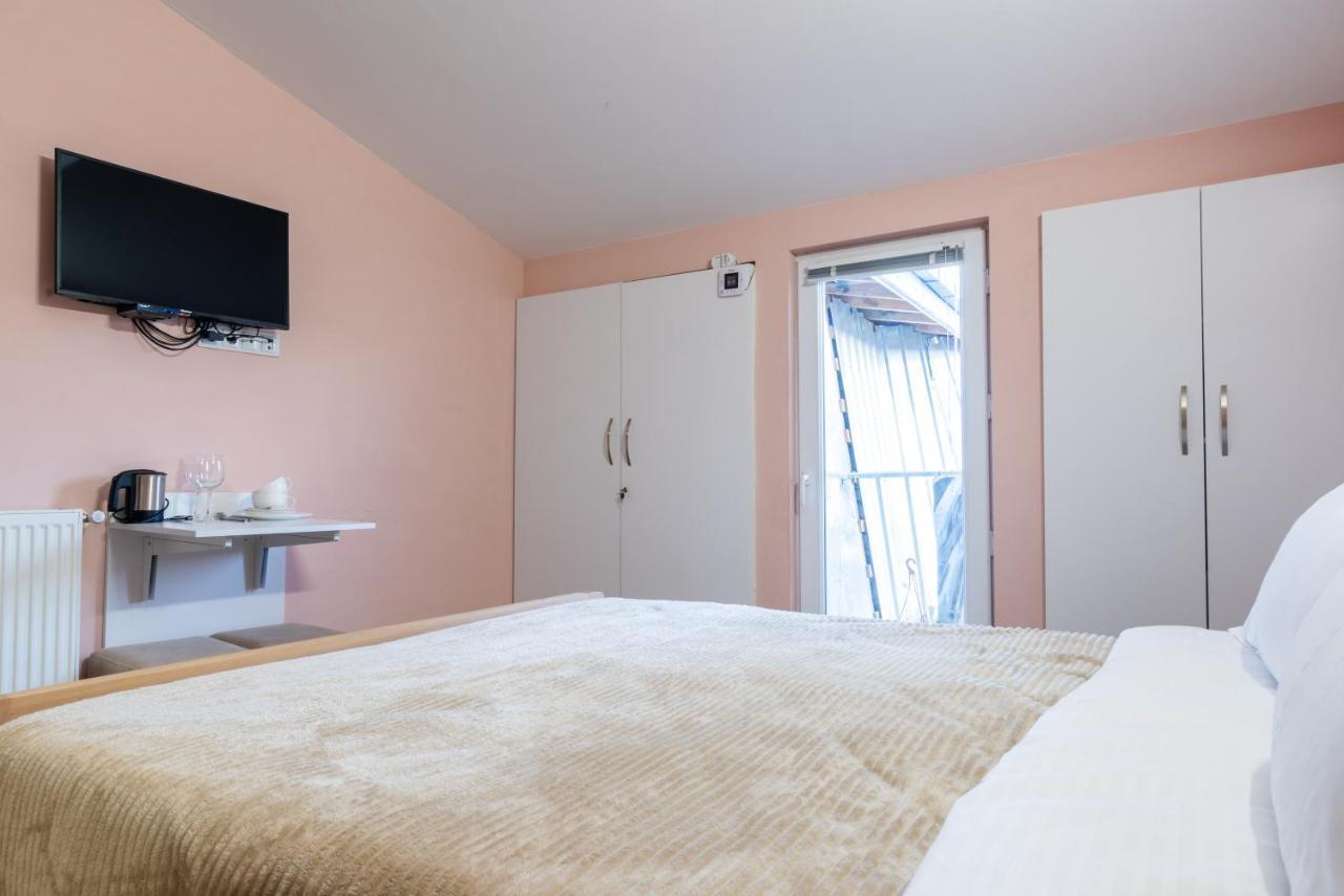 Hb Apartments Laghidze Tbilisi Esterno foto
