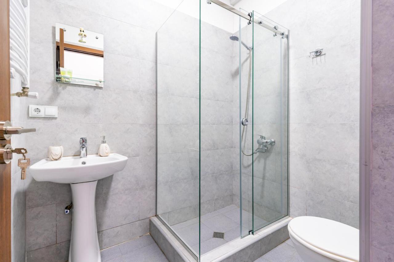 Hb Apartments Laghidze Tbilisi Esterno foto